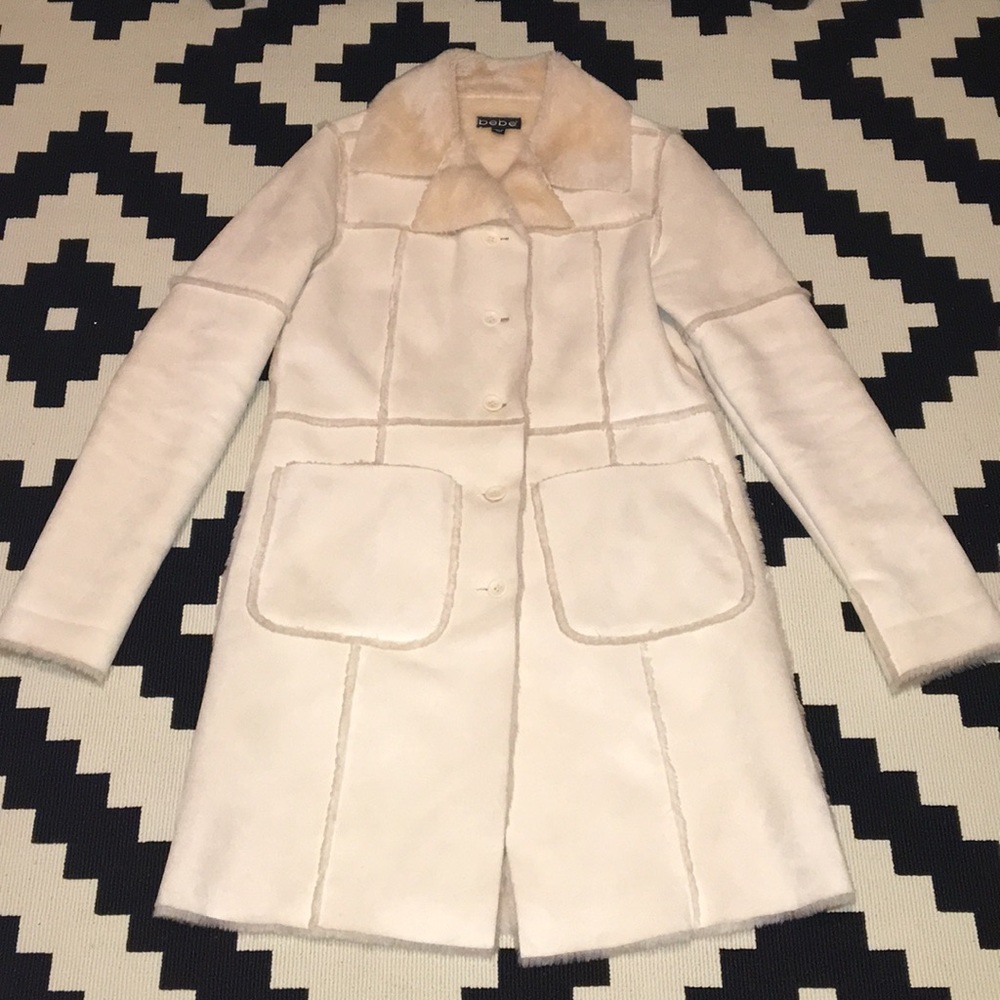 bebe Vintage Faux Shearling Off White Coat